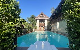 Pha Thai House